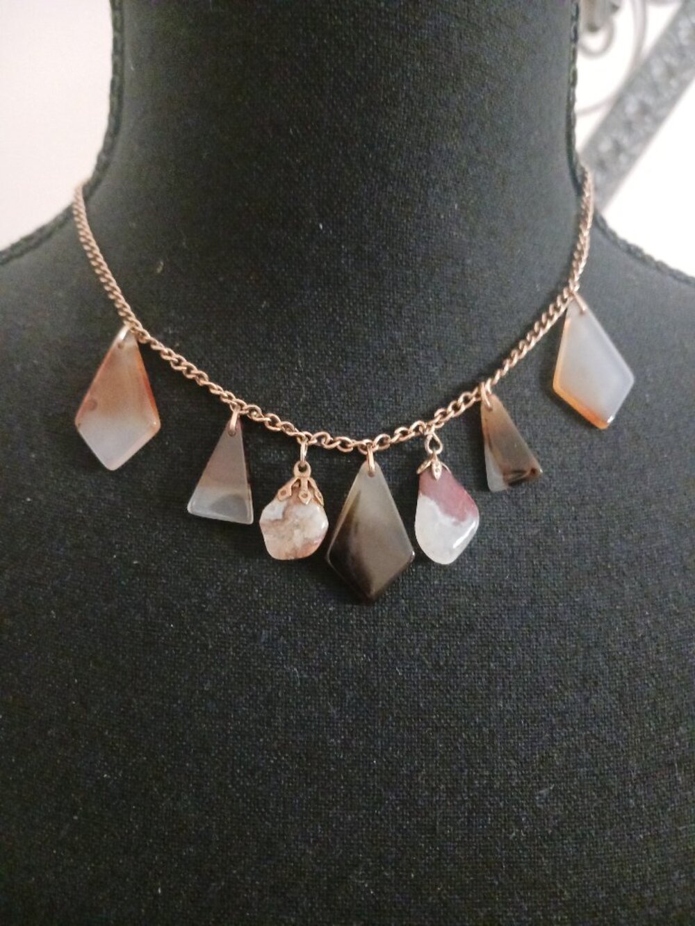 Beautiful Vintage Statement Piece Stone Tone Necklace